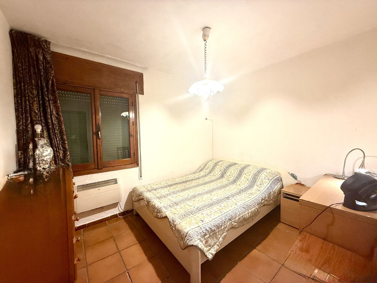 Se vende Villa - Chalet de 5 dormitorios en Costa Del Sol, Málaga, España