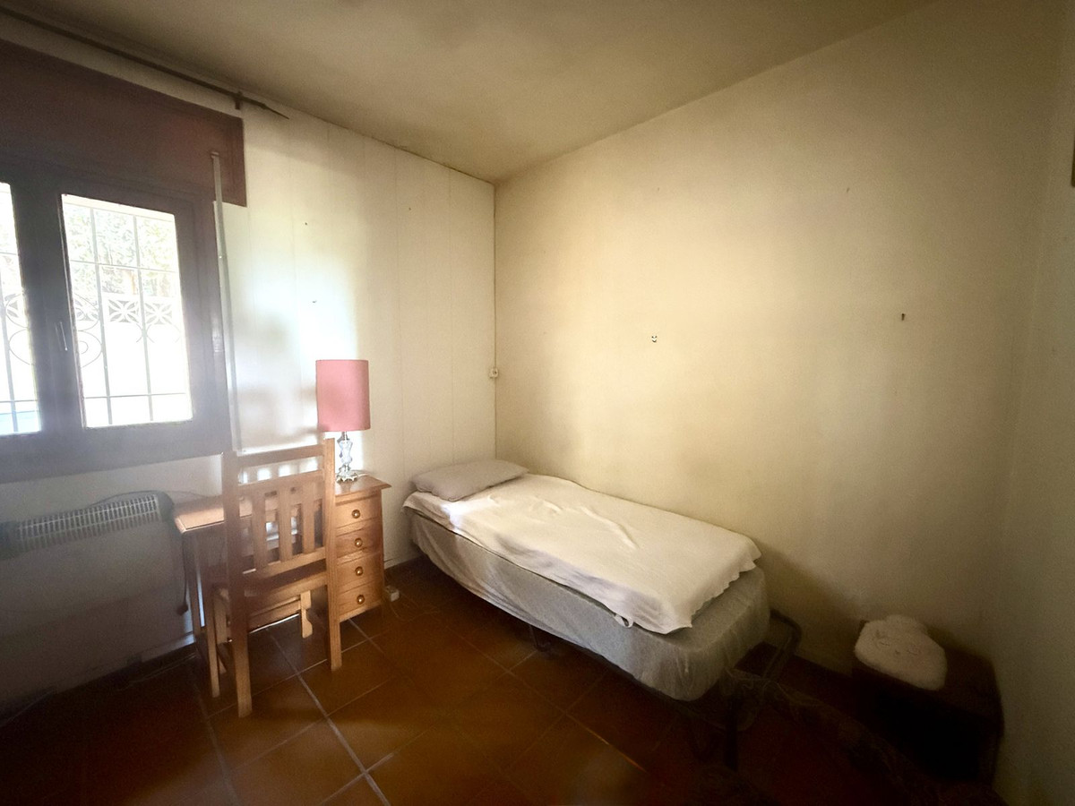 Se vende Villa - Chalet de 5 dormitorios en Costa Del Sol, Málaga, España