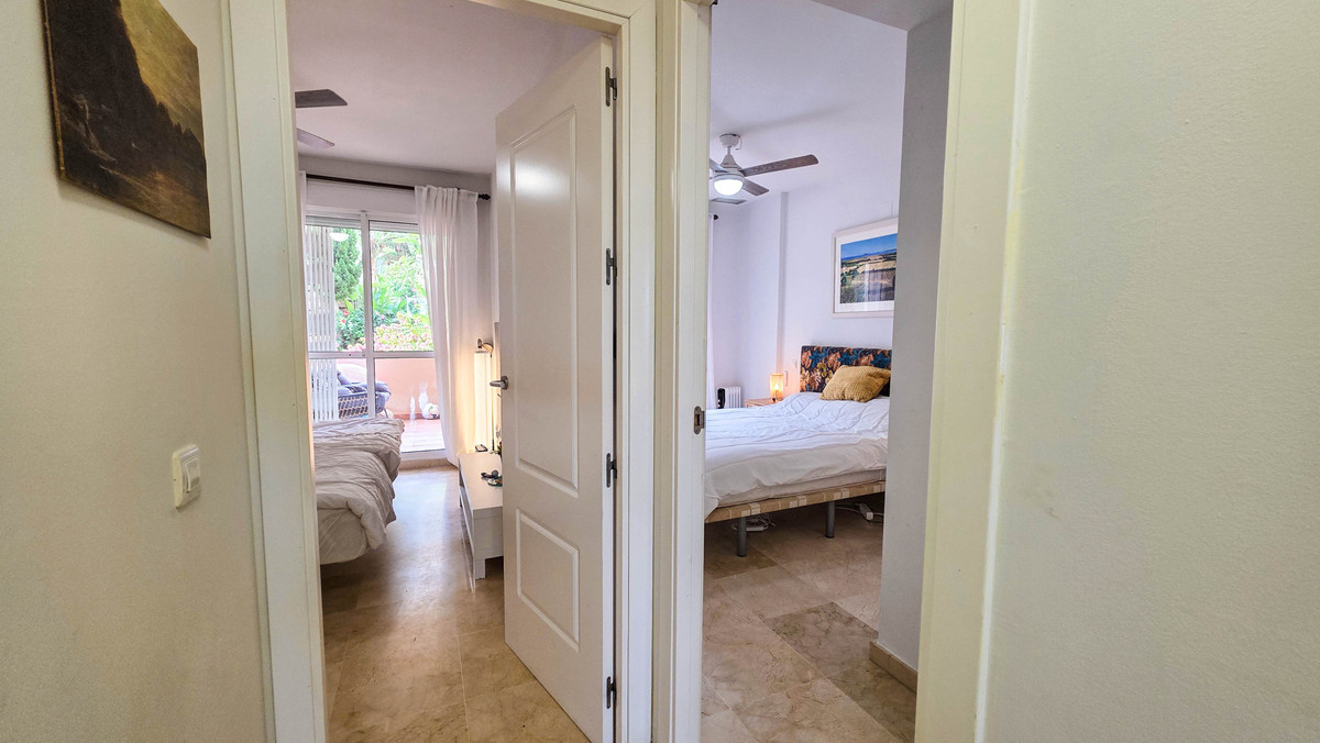 2 Bed Apartment for sale in La Duquesa Costa Del Sol, Málaga, Spain
