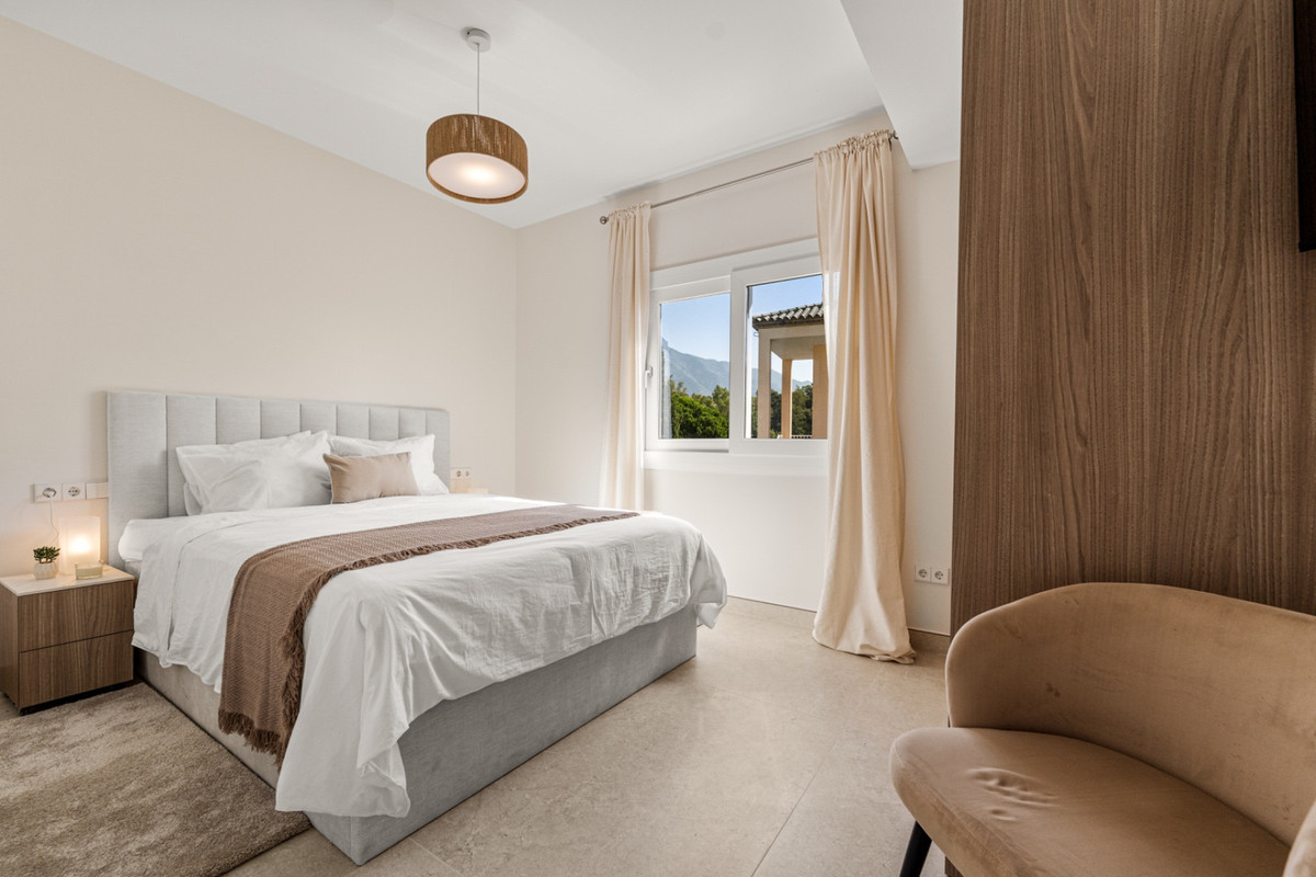 3 Bed Apartment for sale in Nueva Andalucía Costa Del Sol, Málaga, Spain