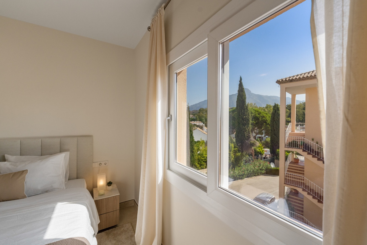 3 Bed Apartment for sale in Nueva Andalucía Costa Del Sol, Málaga, Spain