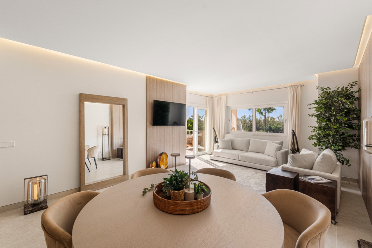 3 Bed Apartment for sale in Nueva Andalucía Costa Del Sol, Málaga, Spain