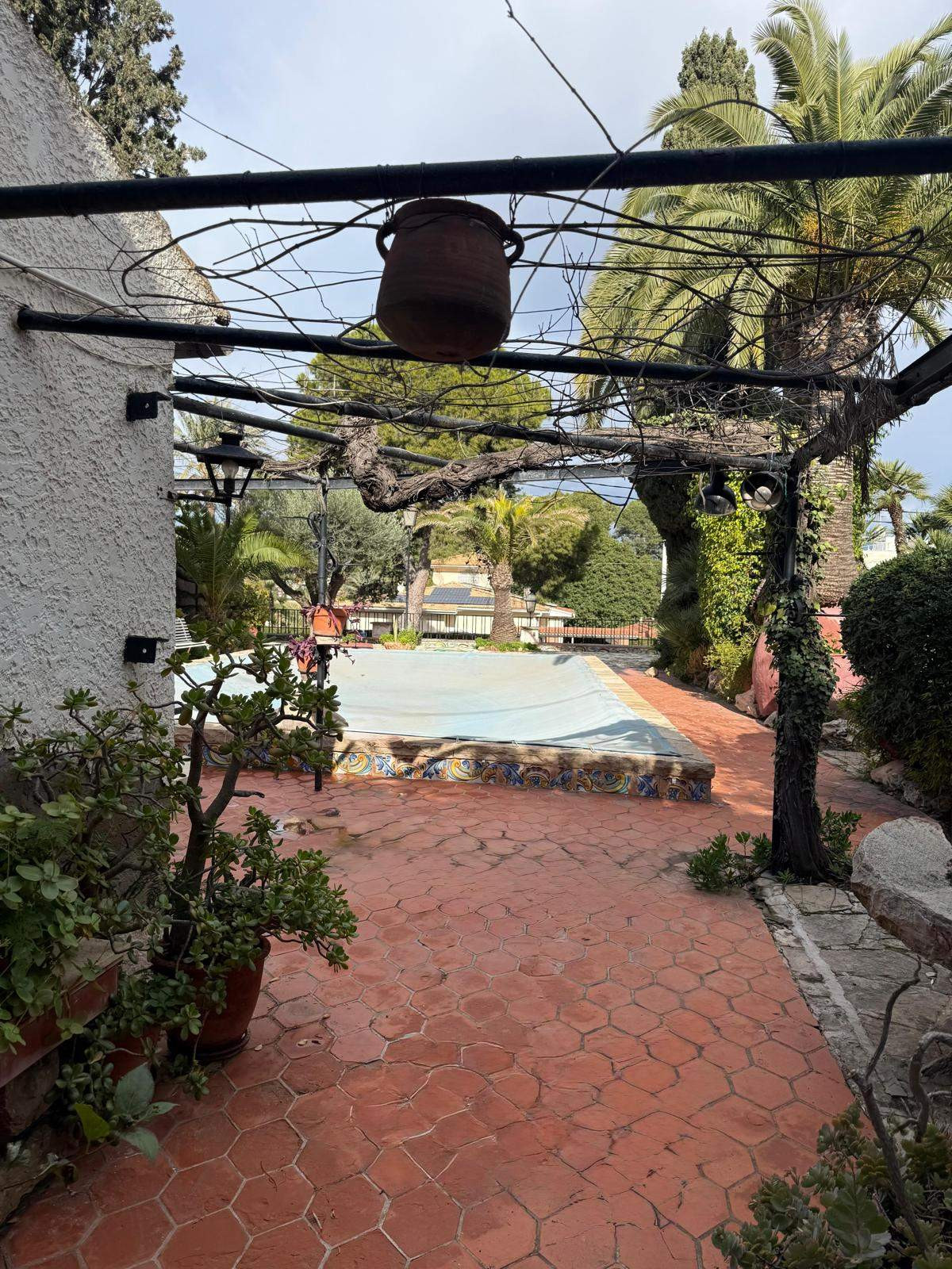 Se vende Villa - Chalet de 6 dormitorios en Costa Blanca, Alicante, España