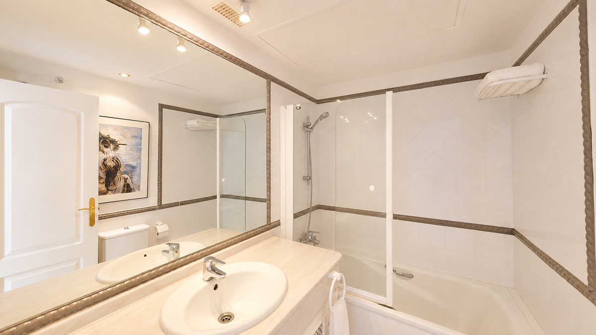 Se vende Ático Dúplex de 4 dormitorios en Costa Del Sol, Málaga, España