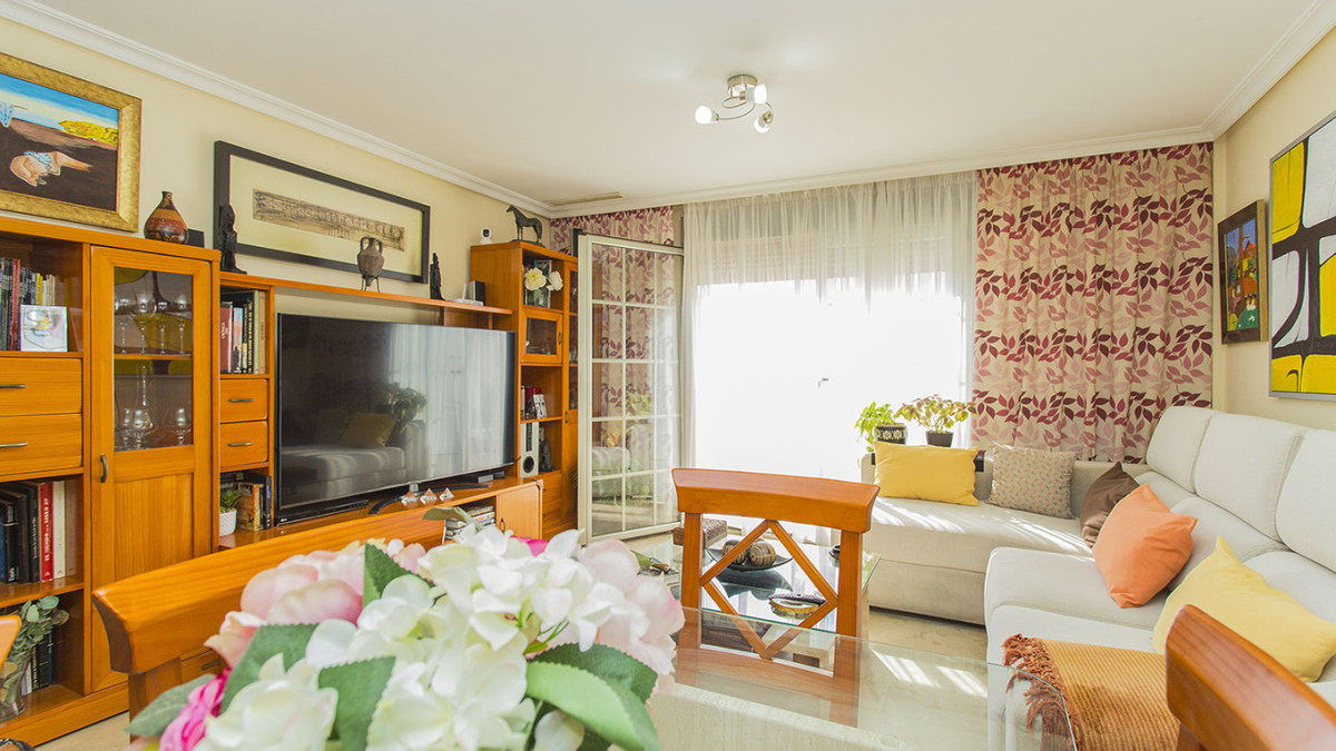 Se vende Apartamento Planta Baja de 3 dormitorios en Costa Blanca, Alicante, España