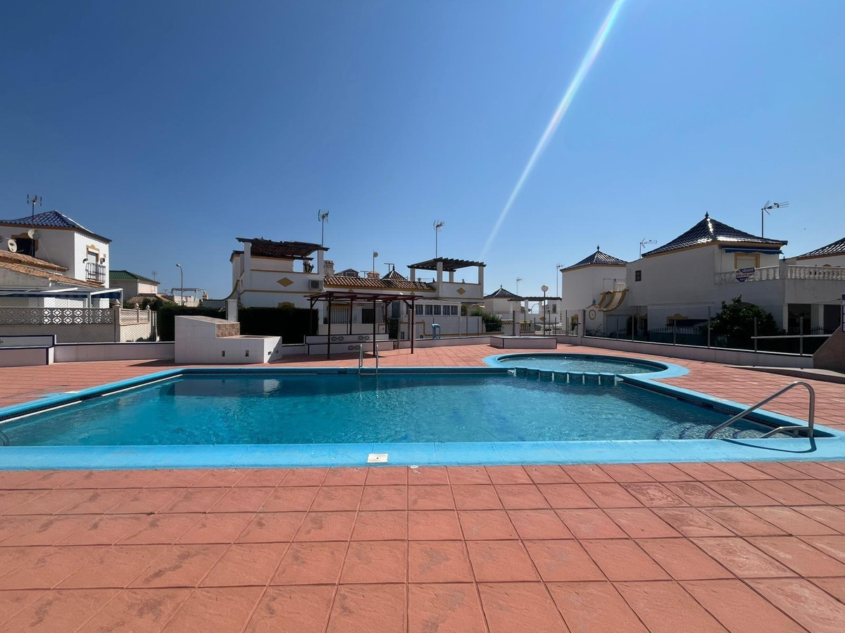 2 Bed Townhouse for sale in Los Altos Costa Blanca, Alicante, Spain