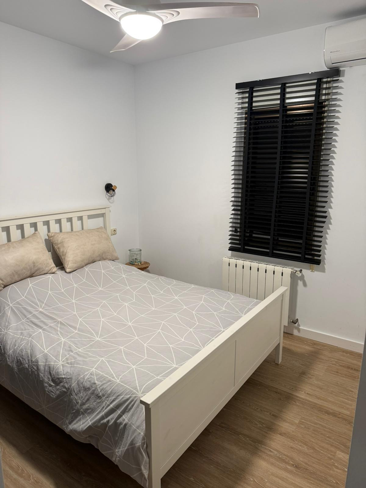 Se vende Finca - Cortijo de 5 dormitorios en Costa Blanca, Alicante, España
