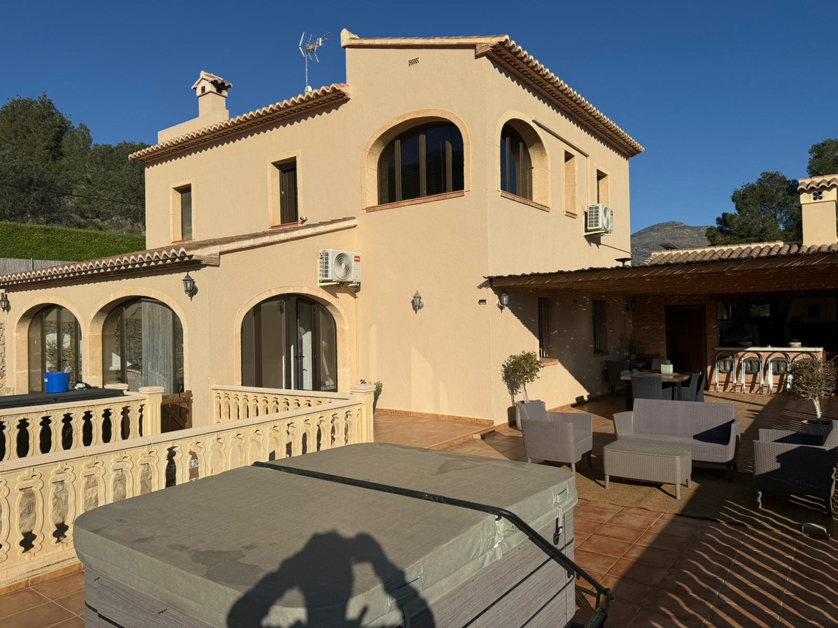 Se vende Finca - Cortijo de 5 dormitorios en Costa Blanca, Alicante, España
