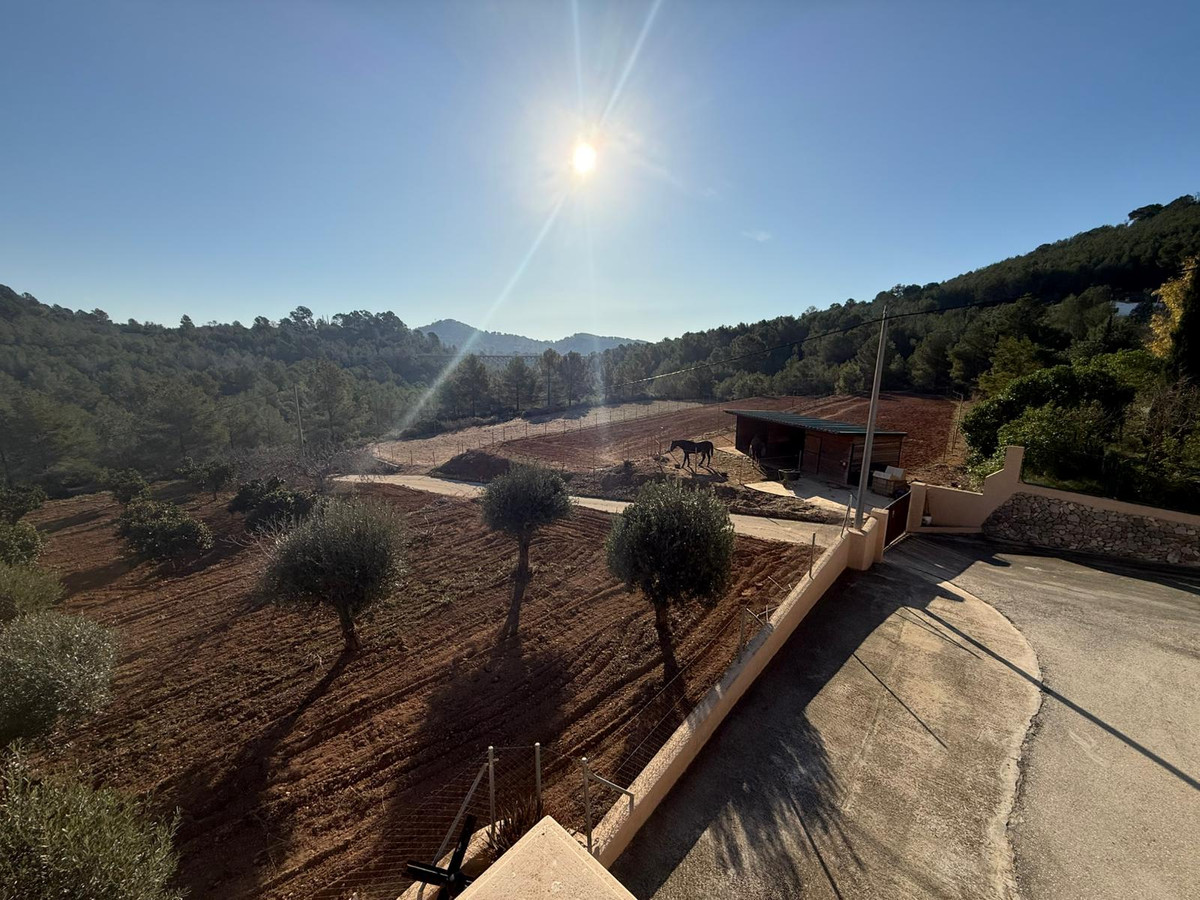 Se vende Finca - Cortijo de 5 dormitorios en Costa Blanca, Alicante, España