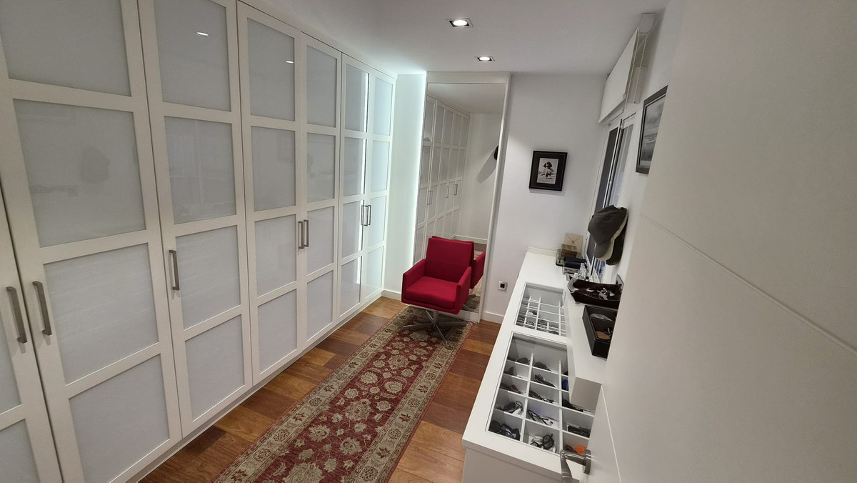4 Bed Apartment for sale in Torrevieja Costa Blanca, Alicante, Spain