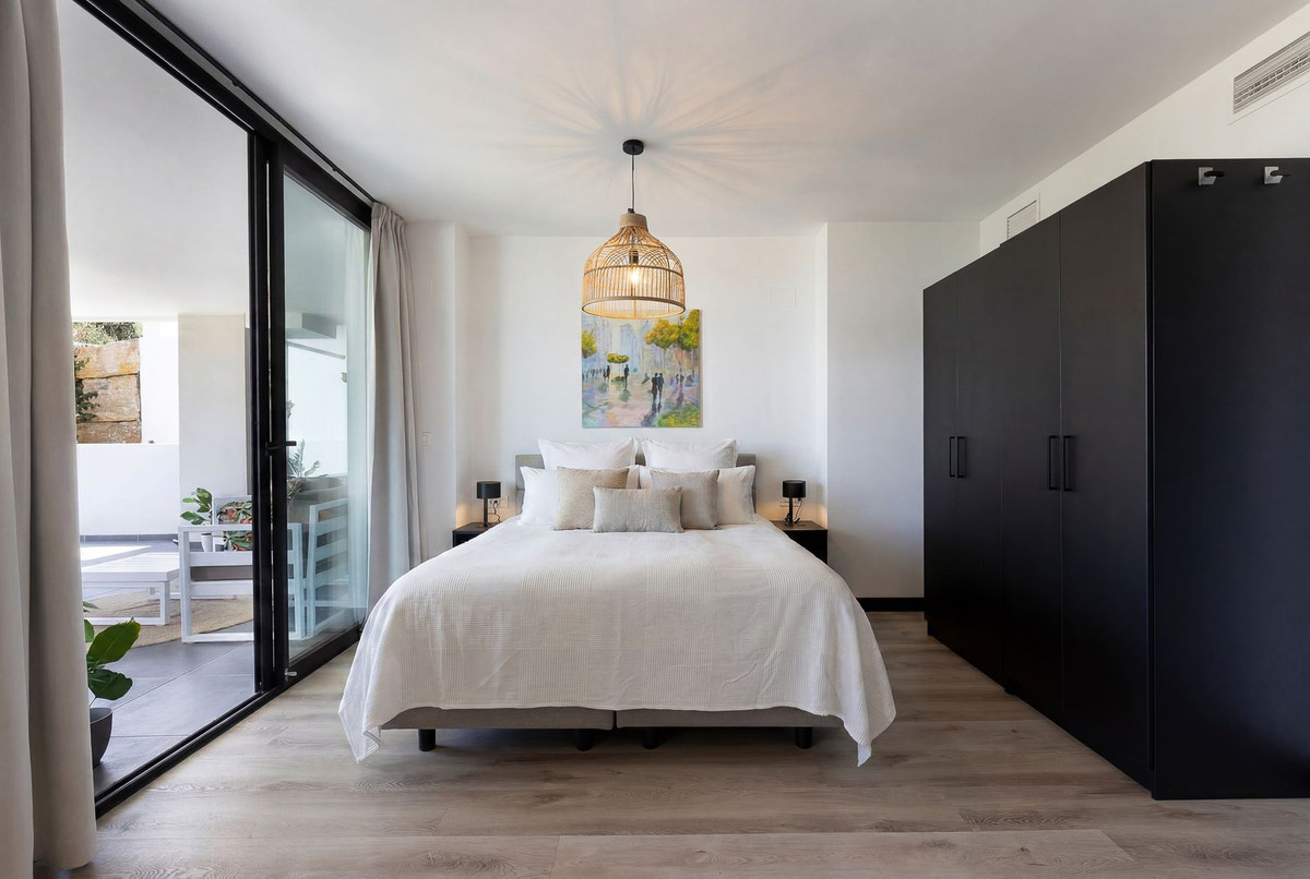 Se vende Apartamento Planta Baja de 3 dormitorios en Costa Del Sol, Málaga, España
