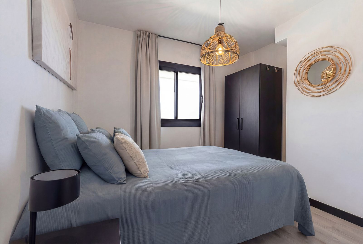 Se vende Apartamento Planta Baja de 3 dormitorios en Costa Del Sol, Málaga, España