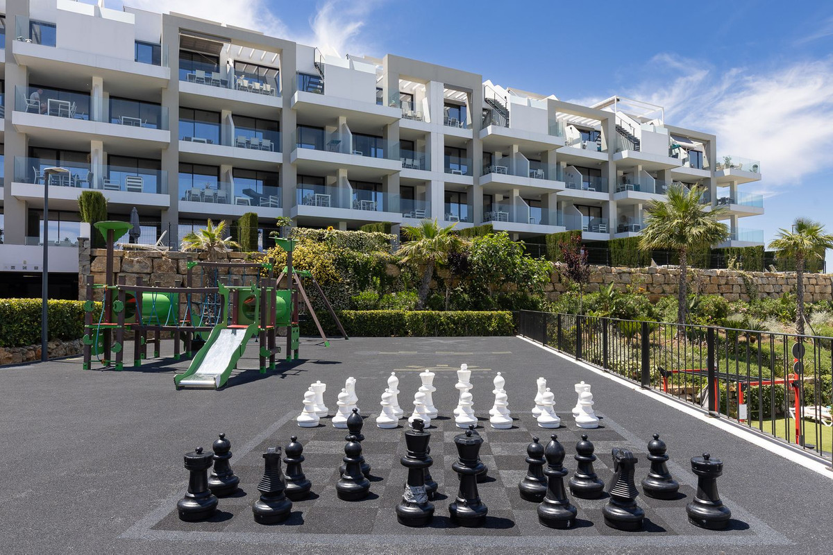Se vende Apartamento Planta Baja de 3 dormitorios en Costa Del Sol, Málaga, España