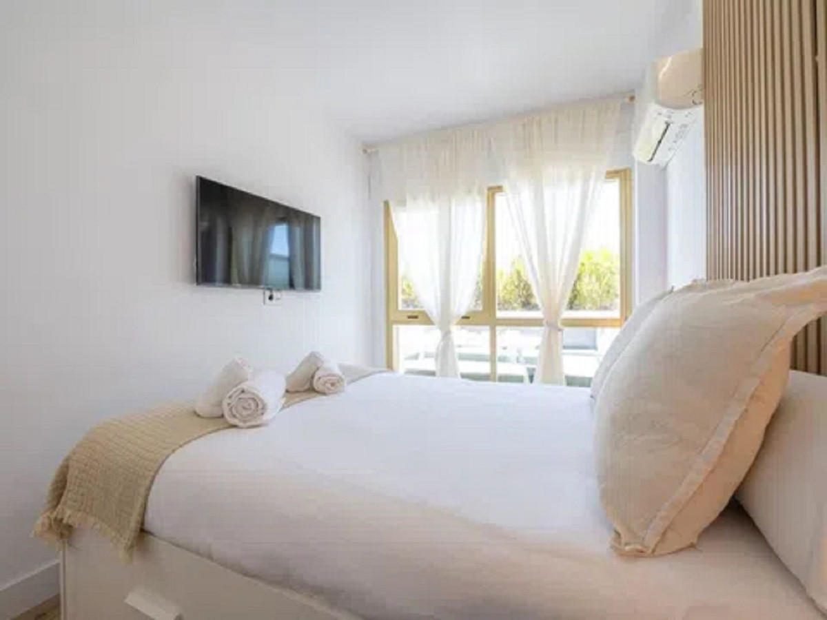 Se vende Apartamento Planta Baja de 1 dormitorios en Costa Del Sol, Málaga, España