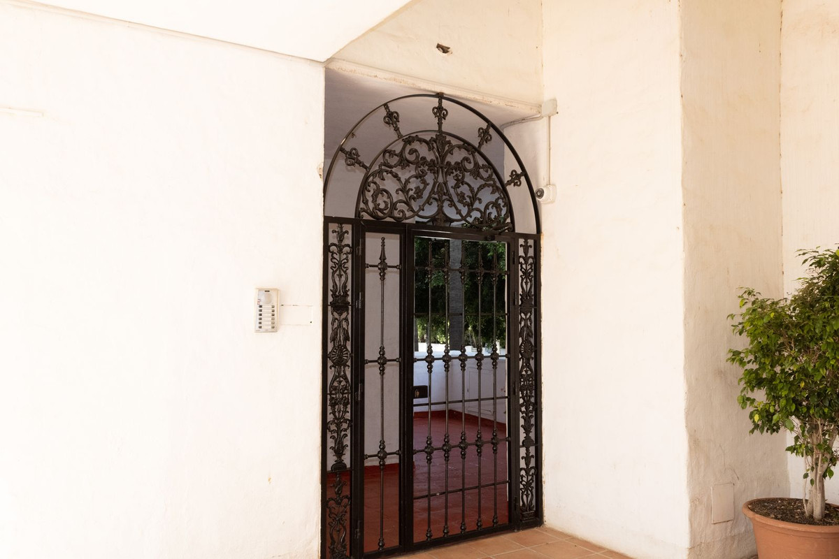 Se vende Apartamento Planta Baja de 2 dormitorios en Costa Del Sol, Málaga, España