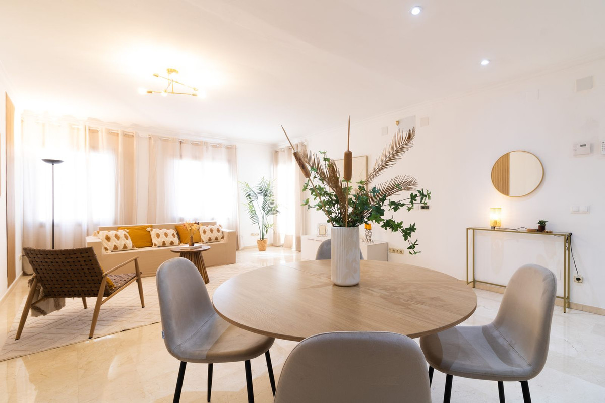 Se vende Apartamento Planta Baja de 2 dormitorios en Costa Del Sol, Málaga, España