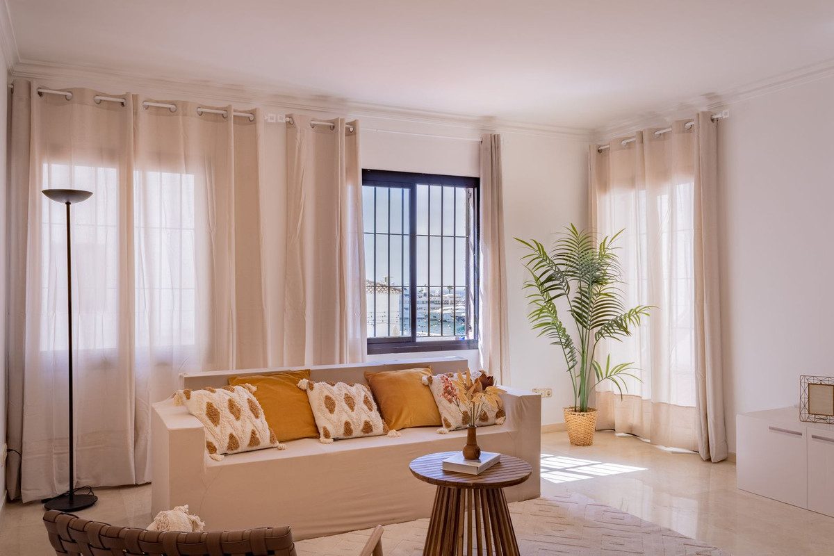 Se vende Apartamento Planta Baja de 2 dormitorios en Costa Del Sol, Málaga, España