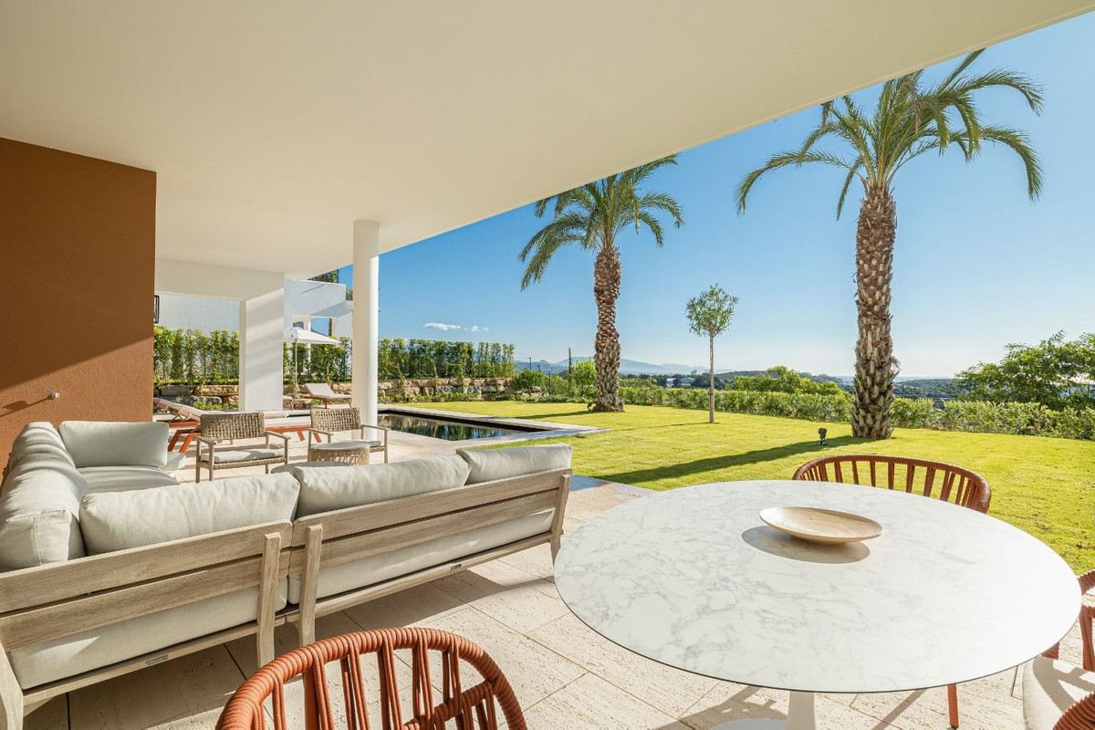 Se vende Apartamento Planta Baja de 3 dormitorios en Costa Del Sol, Málaga, España
