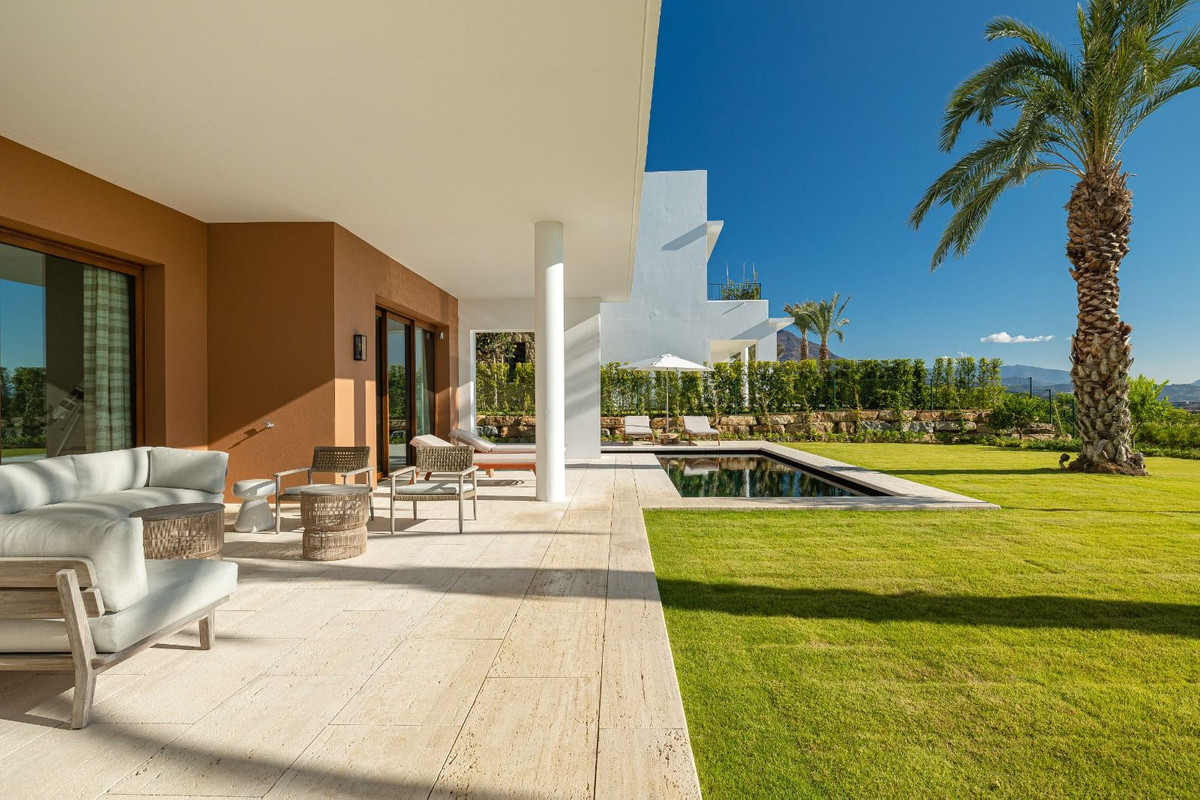 Se vende Apartamento Planta Baja de 3 dormitorios en Costa Del Sol, Málaga, España