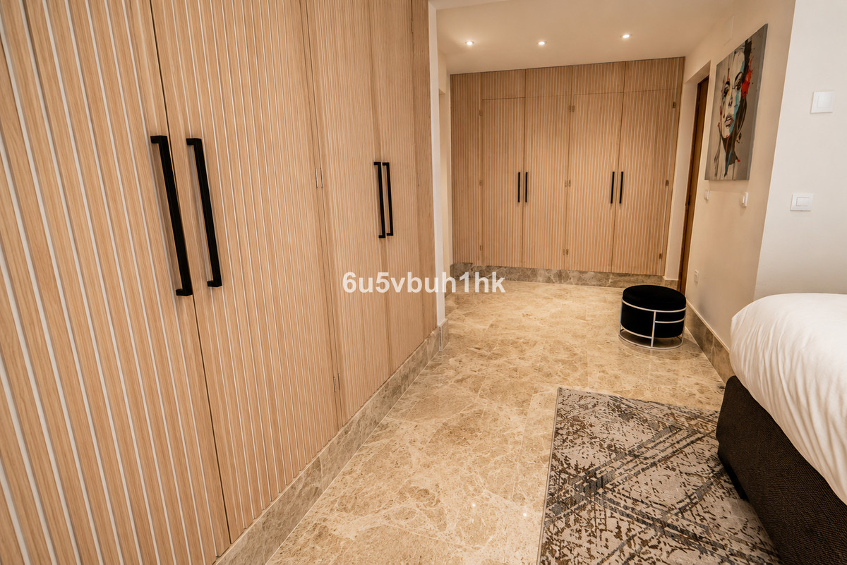 3 Bed Apartment for sale in Marbella Costa Del Sol, Málaga, Spain