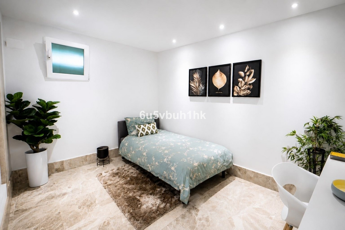3 Bed Apartment for sale in Marbella Costa Del Sol, Málaga, Spain