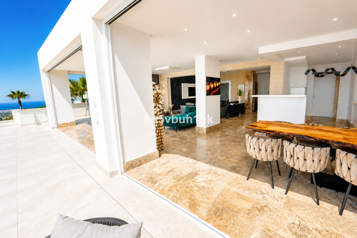 3 Bed Apartment for sale in Marbella Costa Del Sol, Málaga, Spain