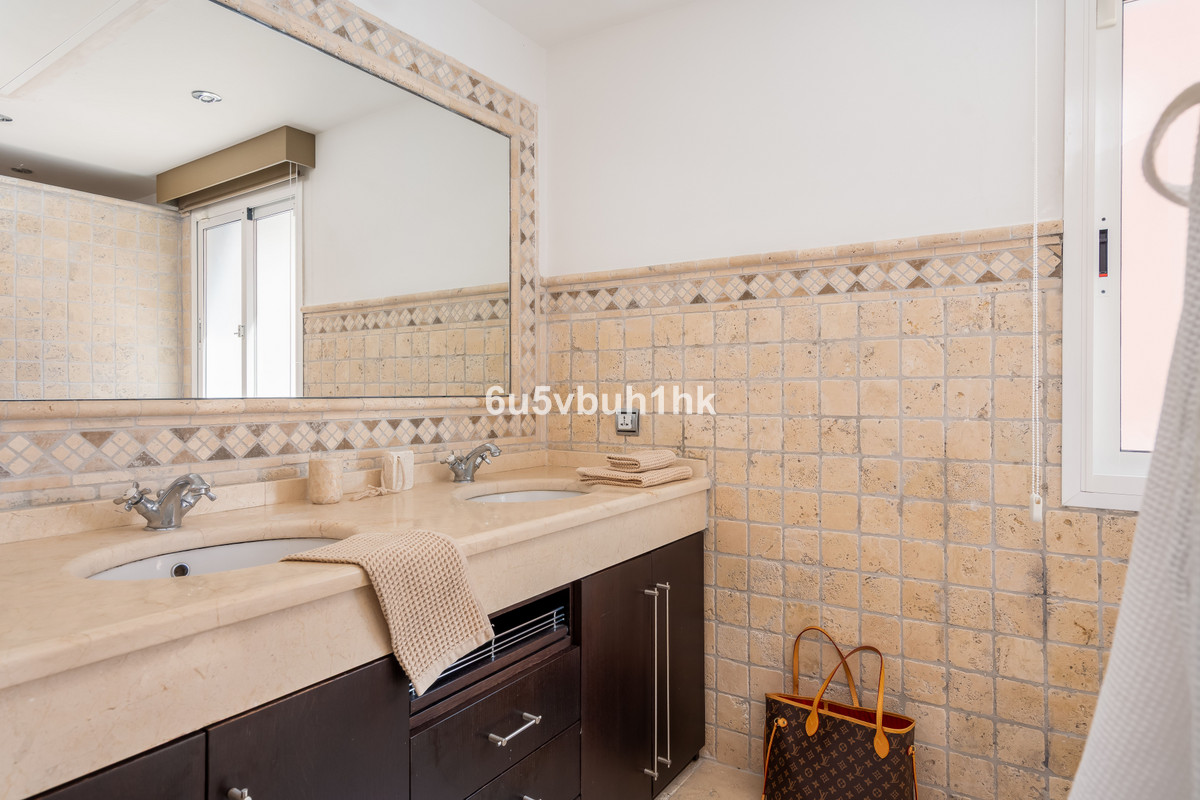 Se vende Adosada de 4 dormitorios en Costa Del Sol, Málaga, España