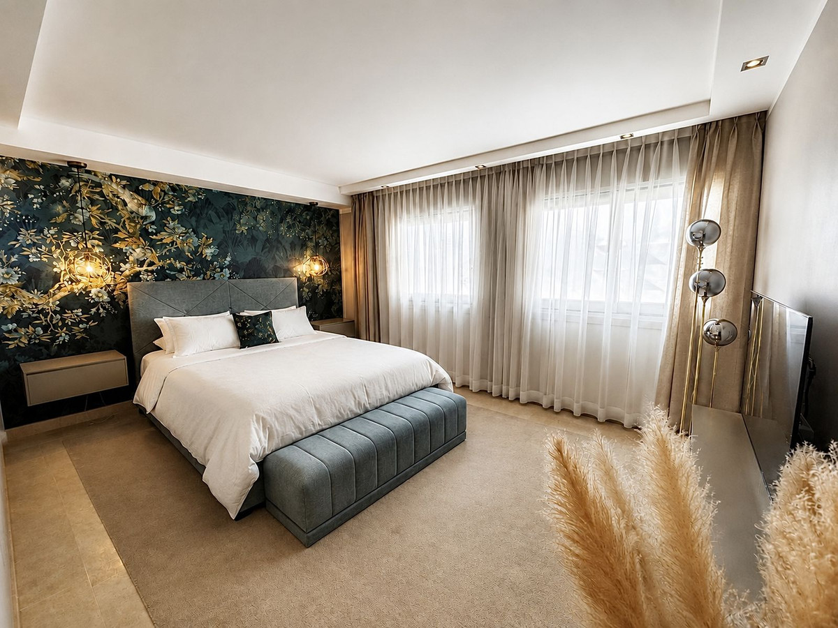 6 Bed Townhouse for sale in Los Flamingos Costa Del Sol, Málaga, Spain