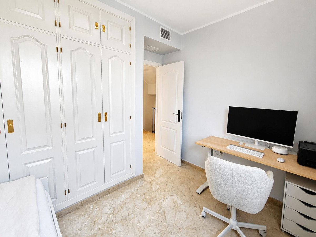 Se vende Pareada de 3 dormitorios en Costa Del Sol, Málaga, España
