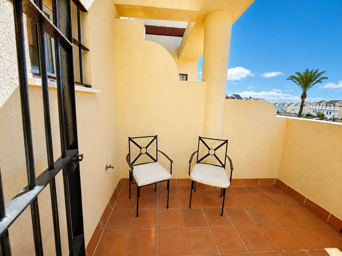 Se vende Pareada de 3 dormitorios en Costa Del Sol, Málaga, España