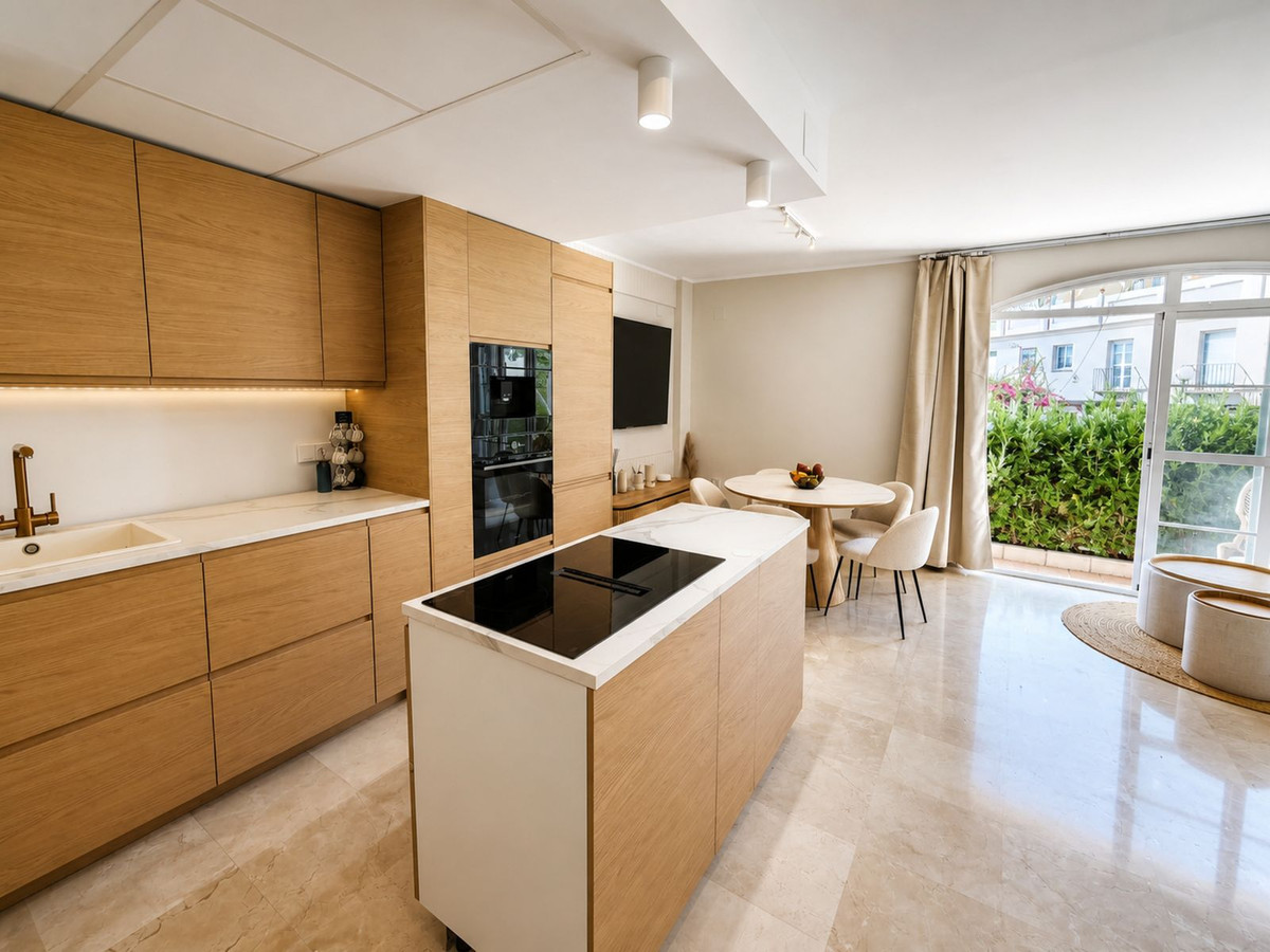 Se vende Pareada de 3 dormitorios en Costa Del Sol, Málaga, España