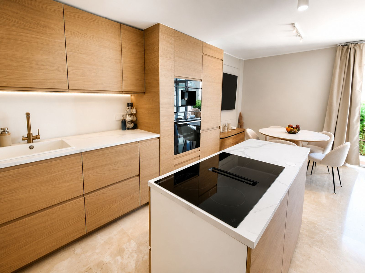 Se vende Pareada de 3 dormitorios en Costa Del Sol, Málaga, España
