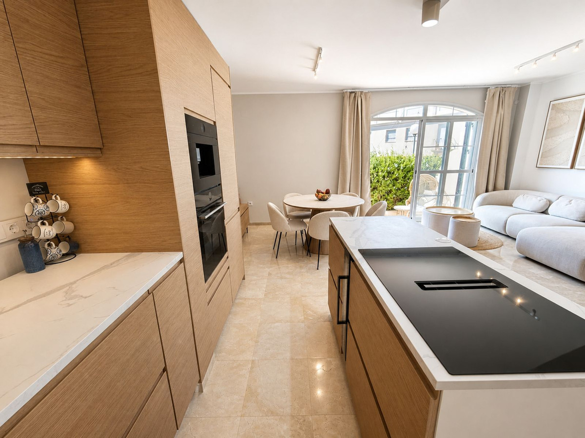 Se vende Pareada de 3 dormitorios en Costa Del Sol, Málaga, España