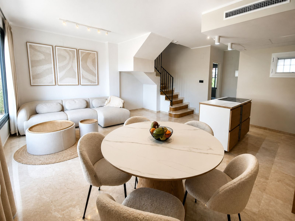 Se vende Pareada de 3 dormitorios en Costa Del Sol, Málaga, España