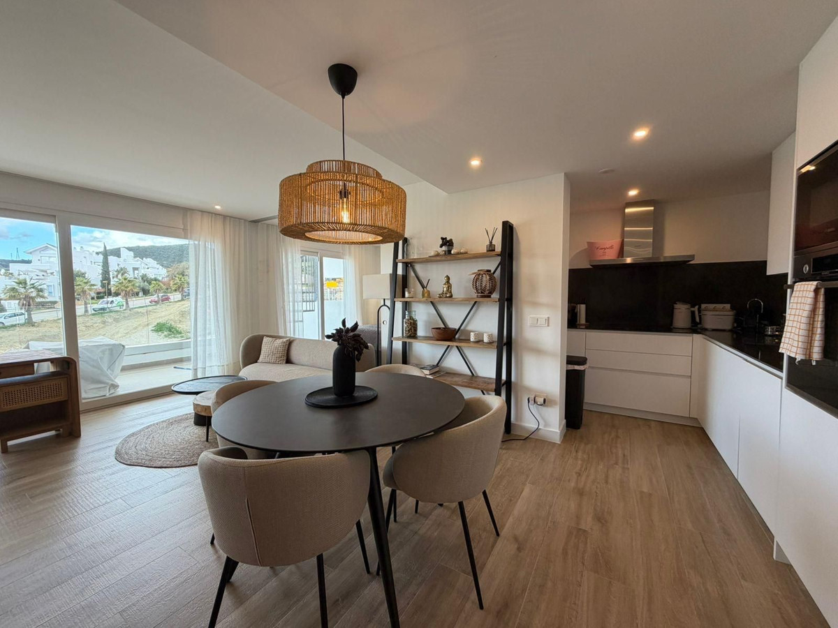 Se vende Apartamento en Planta Última de 2 dormitorios en Costa Del Sol, Málaga, España