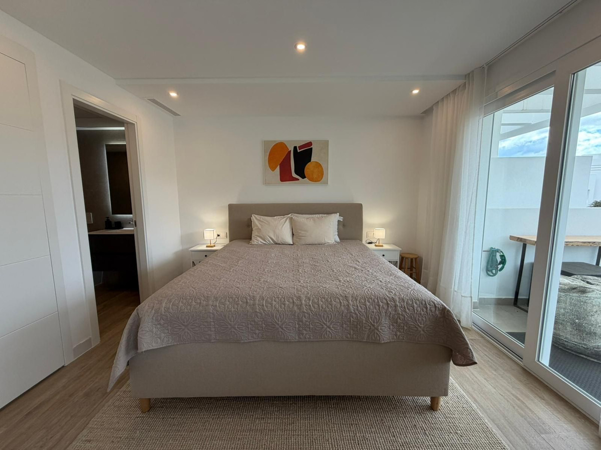 Se vende Apartamento en Planta Última de 2 dormitorios en Costa Del Sol, Málaga, España