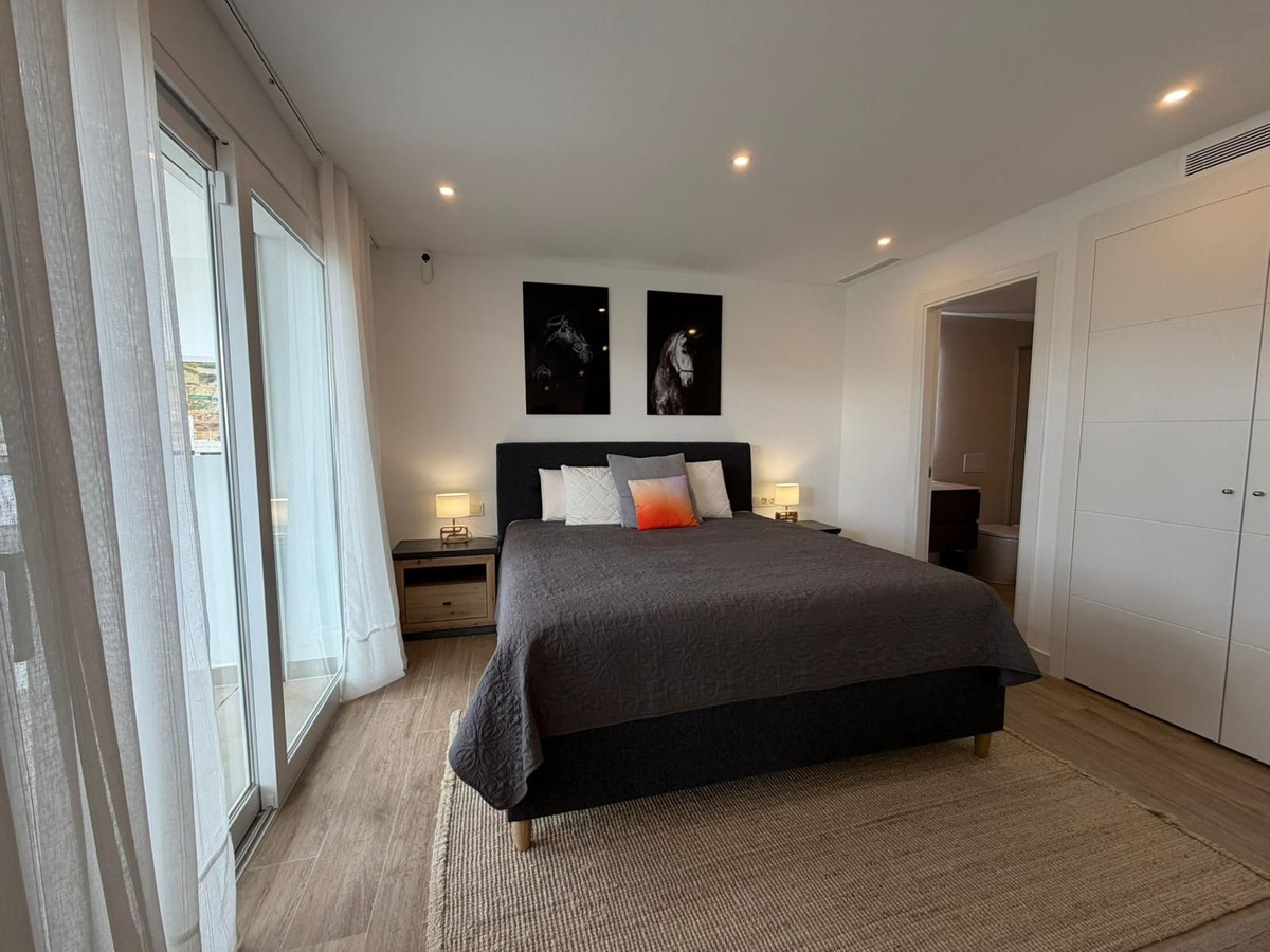 Se vende Apartamento en Planta Última de 2 dormitorios en Costa Del Sol, Málaga, España