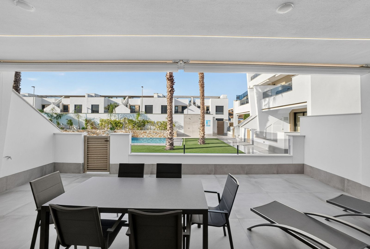 Se vende Apartamento Planta Baja de 3 dormitorios en Costa Calida, Murcia, España