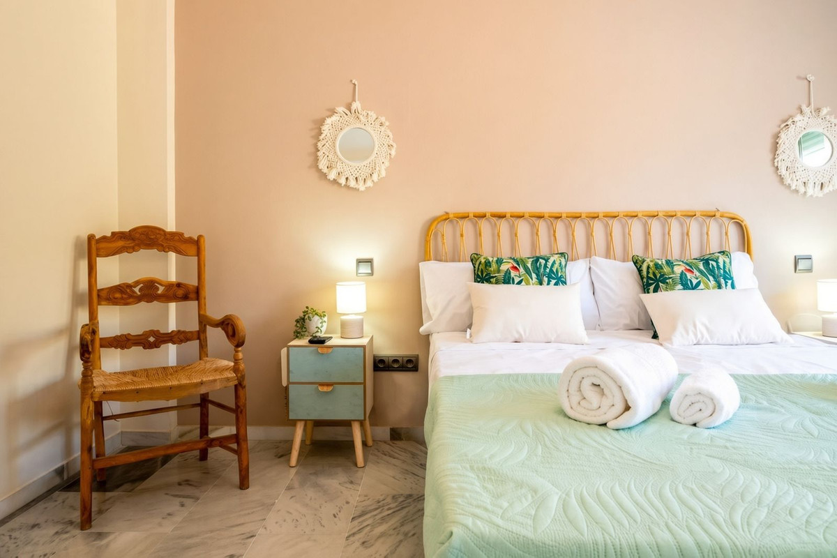Se vende Pareada de 4 dormitorios en Costa Del Sol, Málaga, España