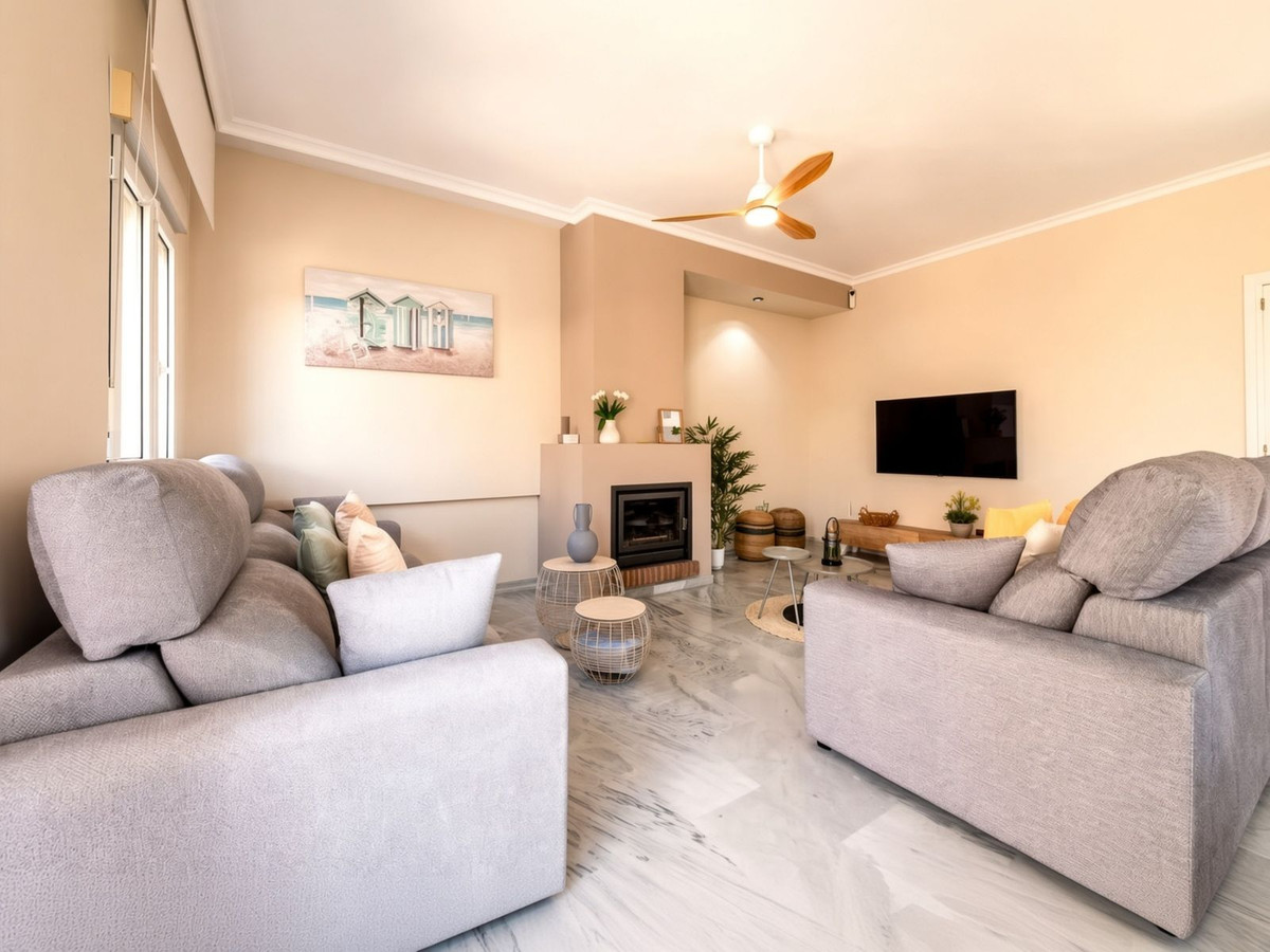 Se vende Pareada de 4 dormitorios en Costa Del Sol, Málaga, España
