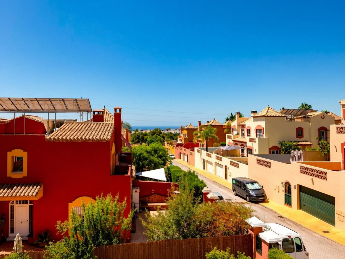 Se vende Pareada de 4 dormitorios en Costa Del Sol, Málaga, España