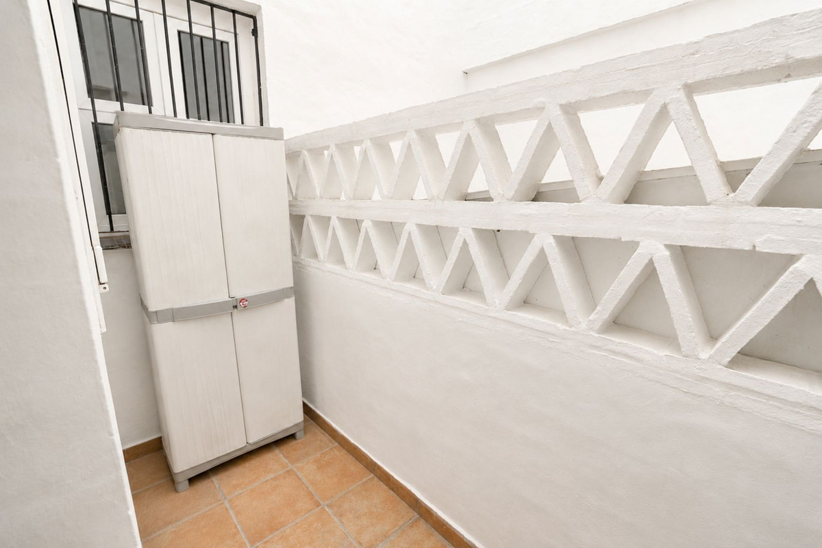 2 Bed Apartment for sale in Marbella Costa Del Sol, Málaga, Spain