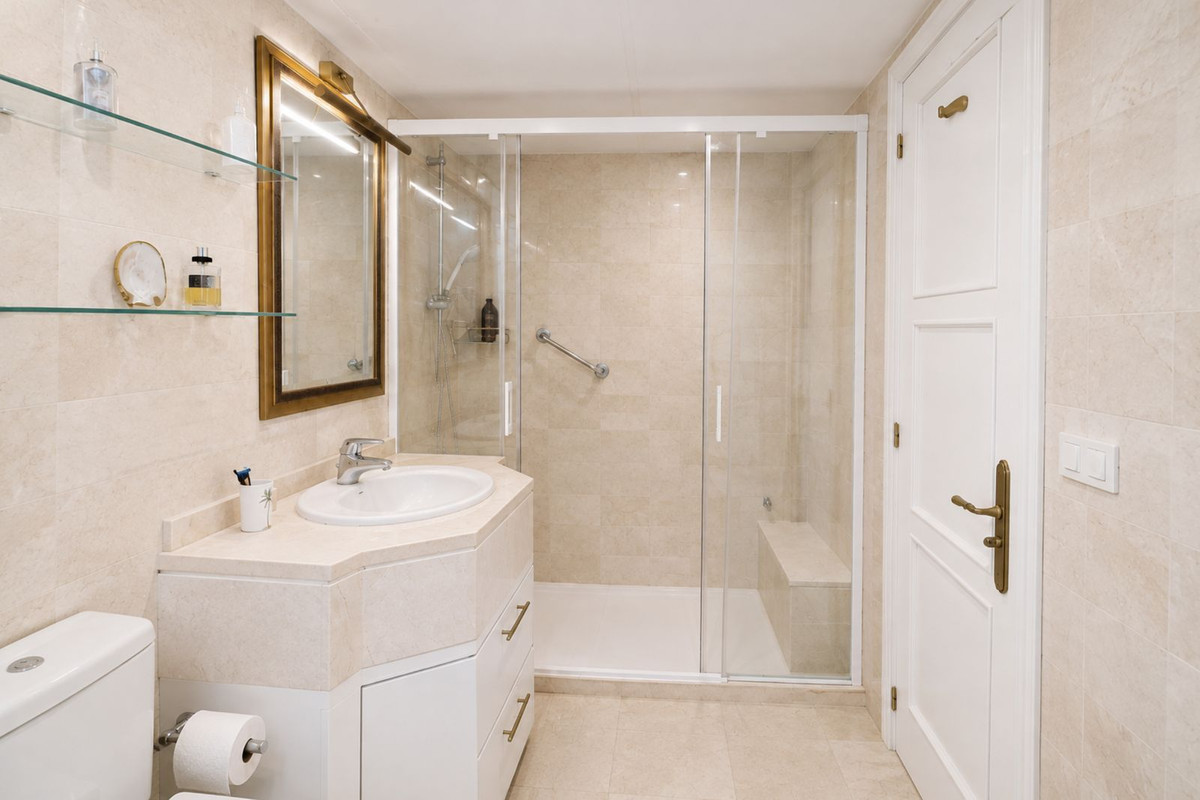 2 Bed Apartment for sale in Marbella Costa Del Sol, Málaga, Spain