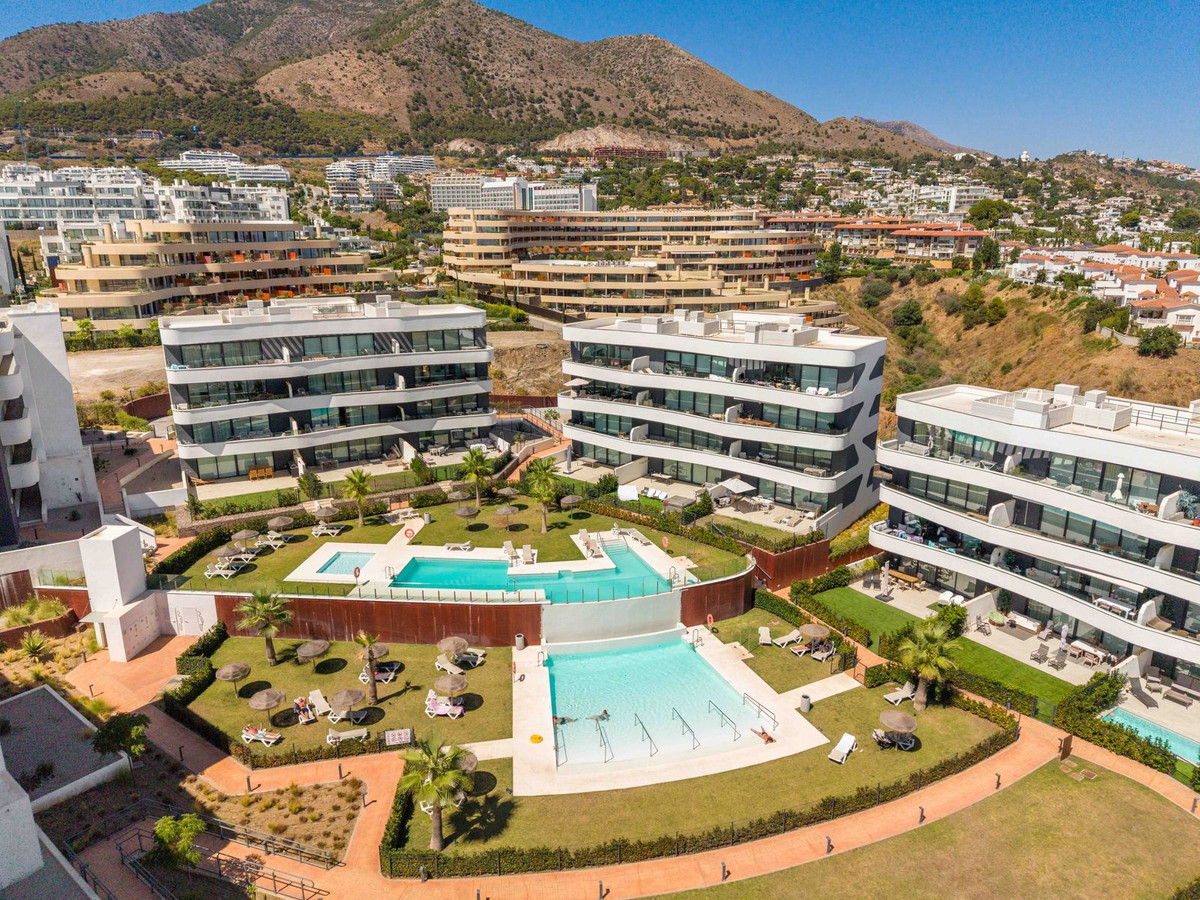 Se vende Apartamento Planta Media de 2 dormitorios en Costa Del Sol, Málaga, España