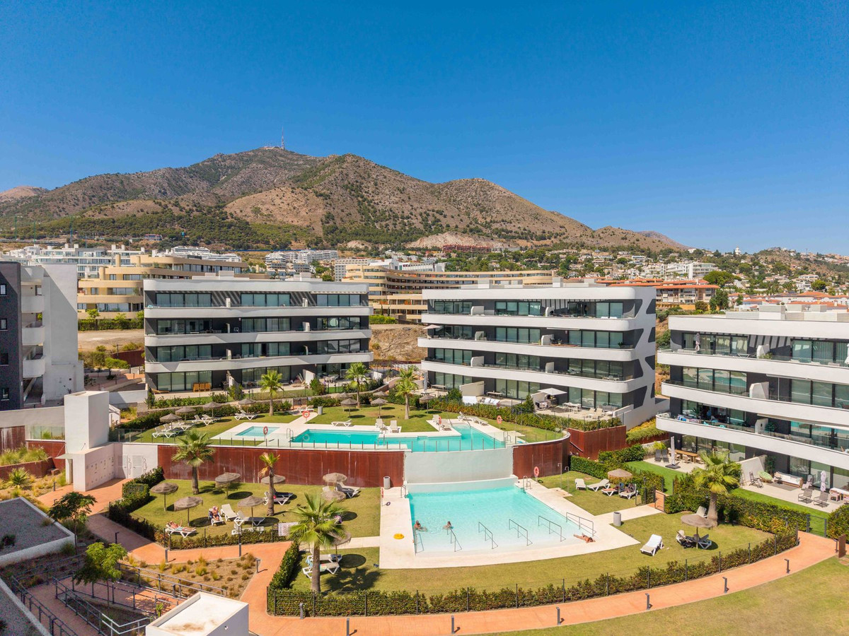 Se vende Apartamento Planta Media de 2 dormitorios en Costa Del Sol, Málaga, España
