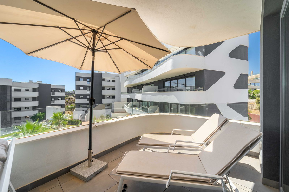 Se vende Apartamento Planta Media de 2 dormitorios en Costa Del Sol, Málaga, España