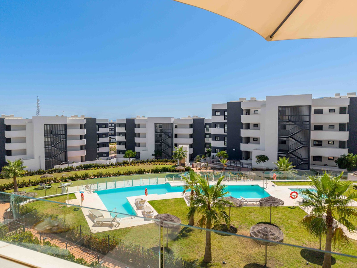 Se vende Apartamento Planta Media de 2 dormitorios en Costa Del Sol, Málaga, España