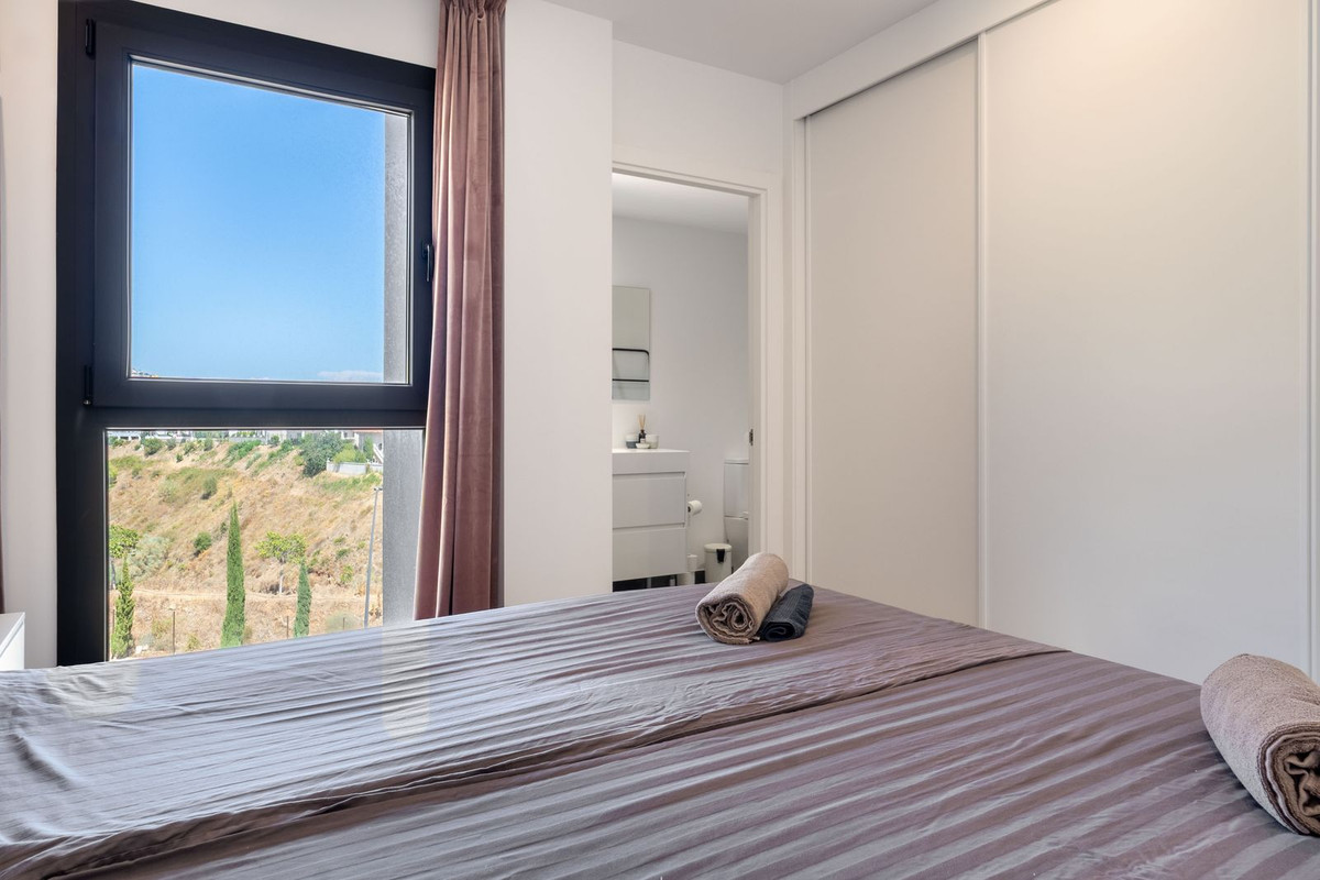 Se vende Apartamento Planta Media de 2 dormitorios en Costa Del Sol, Málaga, España