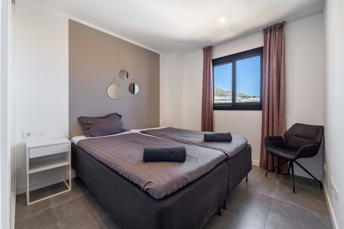 Se vende Apartamento Planta Media de 2 dormitorios en Costa Del Sol, Málaga, España