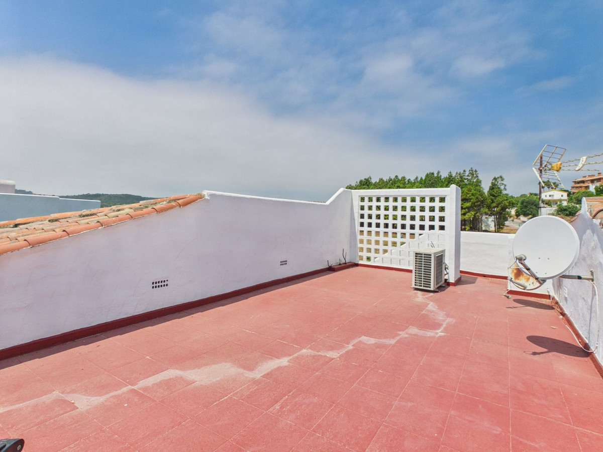 2 Bed Apartment for sale in Manilva Costa Del Sol, Málaga, Spain